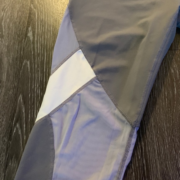 Gray workout leggings - Picture 4 of 5